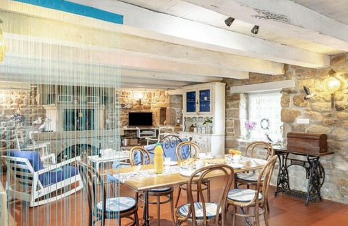 Plouescat House | Holiday Home Kermalo - PLC233