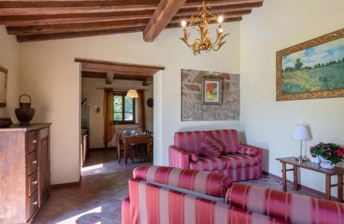 Pieve di Chio House | Holiday Home La Vittoria by Interhome