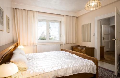 Traben-Trarbach House | Holiday Home Moselhäuschen by Interhome