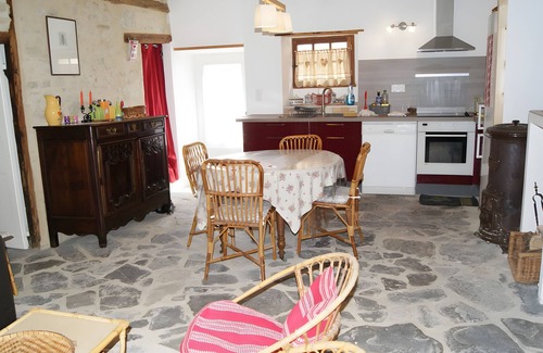 La Chaudiere House | Holiday Home 'Mouton' with Mountain View and Balcony