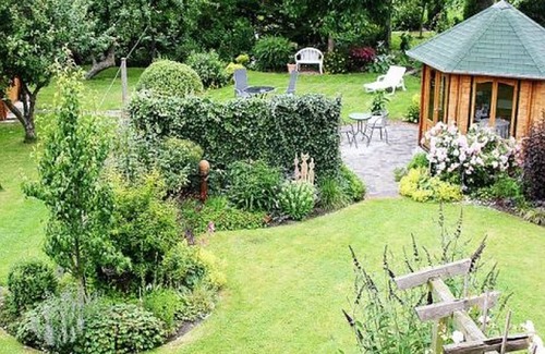 Wangerland House | Holiday Home 'Poth' with Private Terrace, Private Garden and Wi-Fi