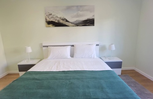 Arcos de Valdevez House | Holiday Home 'Casa Encanto De Arcos De Valdevez 1' with Private Pool, Wi-Fi and Air Conditioning