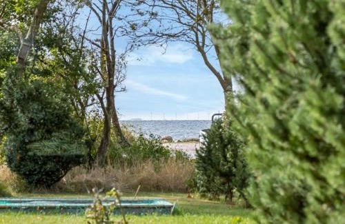 Store Kongsmark House | Holiday Home Svanborg - 40m from the sea by Interhome