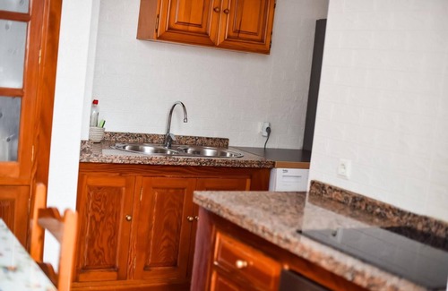 Punta Umbria House | Holiday Home 'Tagoror' with Wi-Fi and Air Conditioning