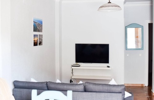 Punta Umbria House | Holiday Home 'Tagoror' with Wi-Fi and Air Conditioning
