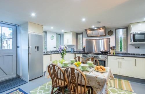Invermoriston House | Holiday Home The Granary by Interhome