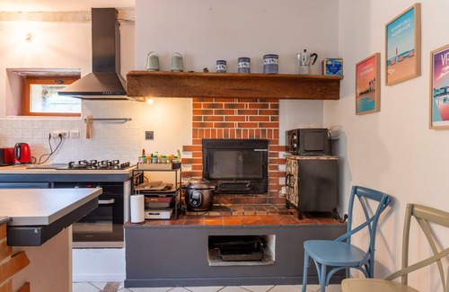 Serent House | Holiday Home "Ville Moizo" with Private Garden & Wi-Fi