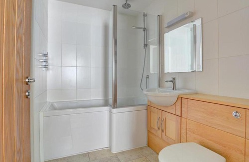 Polruan House | Holiday Home Winker by Interhome