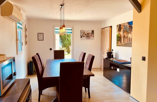 Capdrot House | Holiday Home with 3 Bedrooms, Aircon and Private Heated Pool - 40 Mins Bergerac