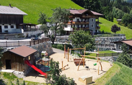 Emberg House | Holiday home with covered waterfront terrace at the forest with beautiful panoramic views directly on the slopes