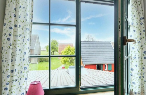 Zierow House | Holiday home with fireplace, terrace, and garden