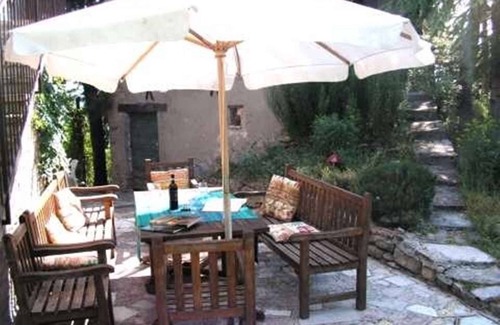 Urbino House | Holiday home with pool suitable for families and groups
