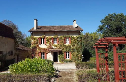 Montignac-de-Lauzun House | Holiday house Montignac de Lauzun for 7 persons with 3 bedrooms - Holiday house