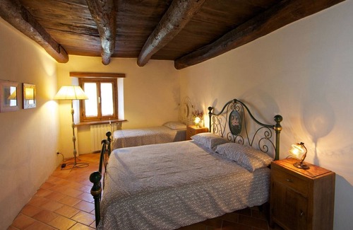Borgo alla Collina House | Holiday house Castel San Niccolo' for 1 - 10 persons with 4 bedrooms - Holiday home