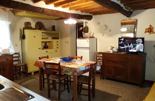 Santa Lucia House | Holiday house Camaiore for 1 - 5 persons with 2 bedrooms - Holiday house