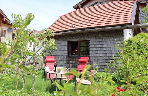 Chieming Cabin | Holiday house directly on the Chiemsee