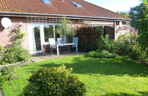 Eiderstedt House | Holiday house Garding for 1 - 6 persons with 3 bedrooms - Twin house