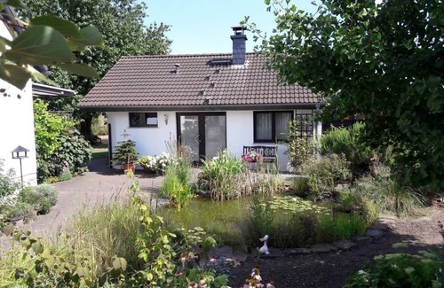 Rhein-Erft-Kreis District House | Holiday house Hürth for 1 - 4 persons with 1 bedroom - Holiday home