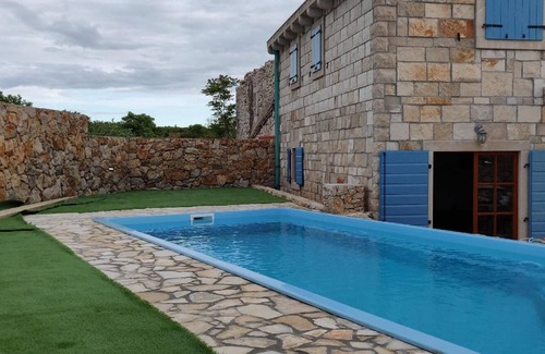 Novalja House | Holiday house Novalja for 1 - 5 persons with 2 bedrooms - Row house