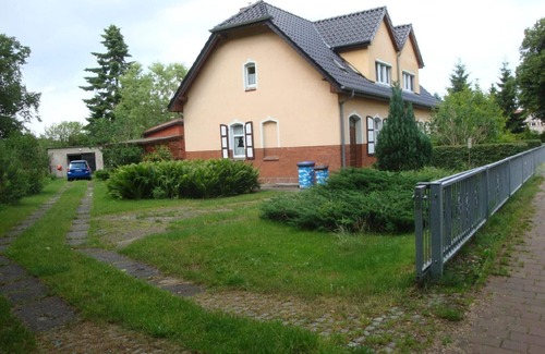 Ueckermuende House | Holiday house Ueckermünde for 1 - 7 persons with 3 bedrooms - Twin house