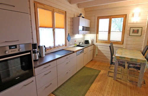 Gross Nemerow House | Holiday house with 3 bedrooms Tollenseheim SEE 9911 - SEE 9911