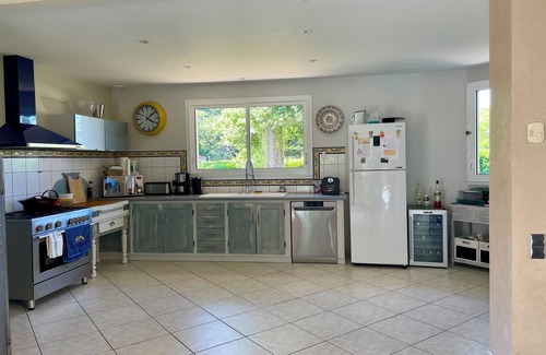 La Reunion House | Holiday house with swimming pool in Casteljaloux