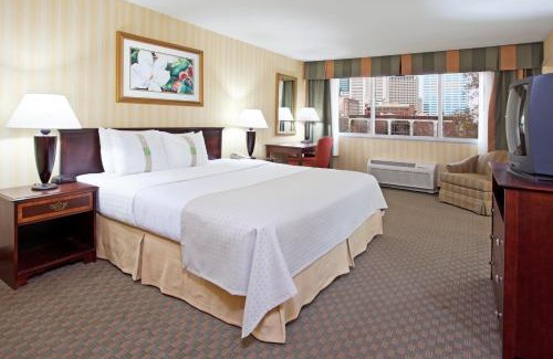 Downtown Columbus Hotel | Holiday Inn Columbus Dwtn-Capitol Square by IHG