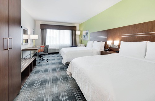 Farmers Branch Hotel | Holiday Inn Express & Suites Dallas NW - Farmers Branch by IHG