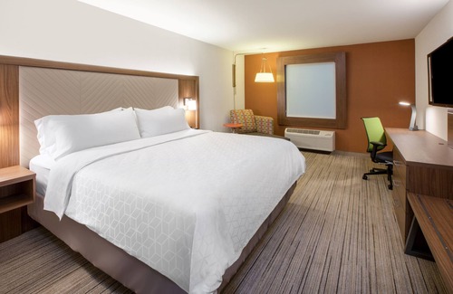 Goodlettsville Hotel | Holiday Inn Express & Suites Goodlettsville N - Nashville by IHG