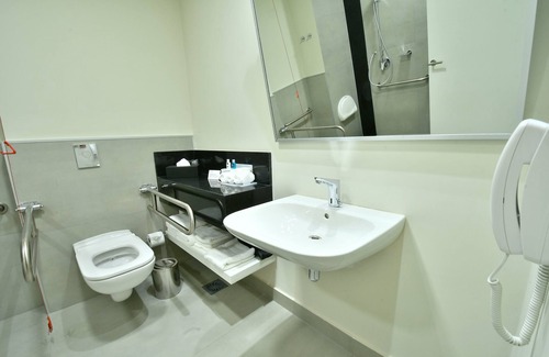 Asuncion Hotel | Holiday Inn Express Asuncion Aviadores by IHG
