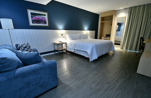 Asuncion Hotel | Holiday Inn Express Asuncion Aviadores by IHG