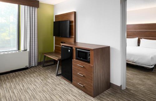 College Park Hotel | Holiday Inn Express Atlanta Airport-College Park by IHG