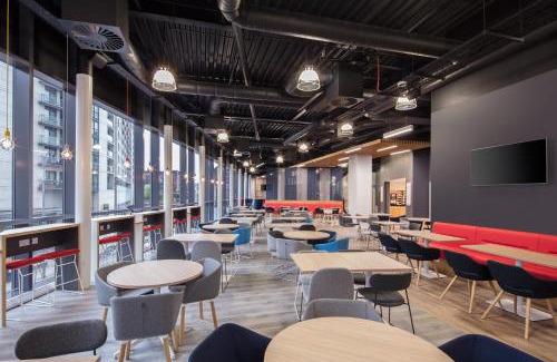 Convention Quarter Hotel | Holiday Inn Express - Birmingham - City Centre by IHG
