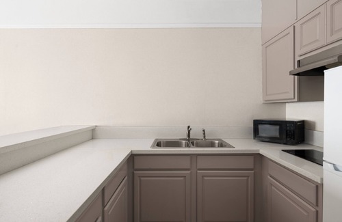 Bonita Hotel | Holiday Inn Express Hotel & Suites San Dimas by IHG