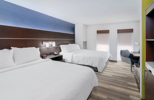 Deadwood Hotel | Holiday Inn Express Hotel & Suites Deadwood-Gold Dust Casino by IHG