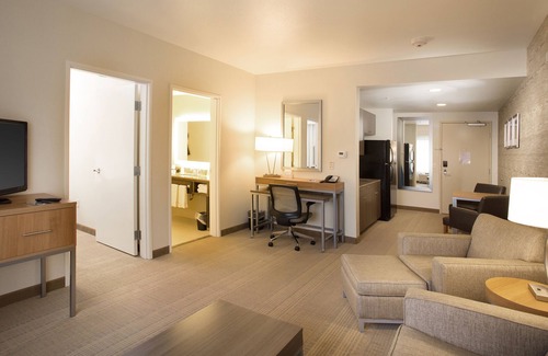 Pocatello Hotel | Holiday Inn Express & Suites Pocatello by IHG