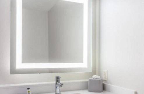 Kearney Hotel | Holiday Inn Express & Suites Kearney by IHG