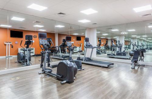 Kearney Hotel | Holiday Inn Express & Suites Kearney by IHG