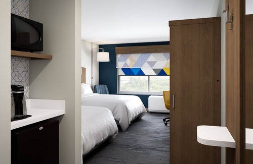 Harrisonburg Hotel | Holiday Inn Express & Suites Harrisonburg University Area by IHG