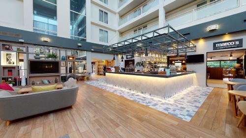 Central Milton Keynes Hotel | Holiday Inn Milton Keynes Central by IHG