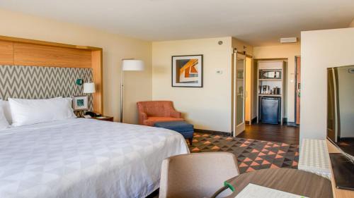 Mesa Hotel | Holiday Inn Phoenix-Mesa Chandler by IHG