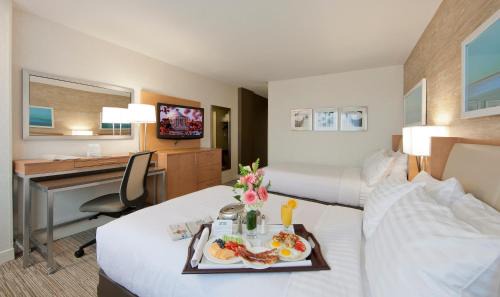 Downtown Washington D.C. Hotel | Holiday Inn Washington-Central/White House by IHG