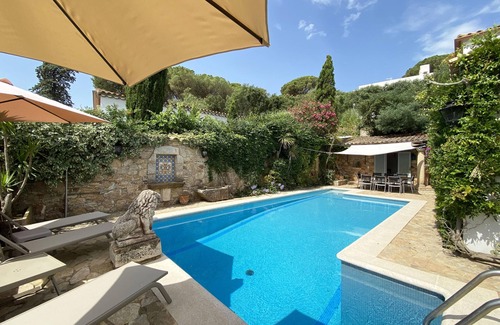 Aiguablava House | Holiday rental villa with swimming pool in Begur, Casa de Campo