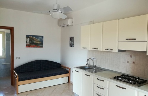 Chiesiola Villa | Holidays in the Villino n10 Giovanna DISANTI, immersed in the green aVieste in the GARGANO