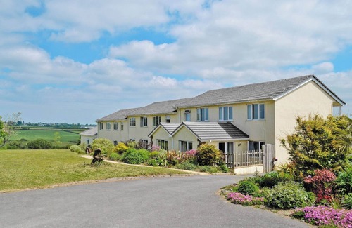 Woolfardisworthy Apartment | Holly Apartment - UK49299
