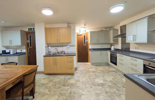Dumfries House | Hollybank - ensuite room & use of large shared kitchen
