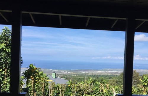 Holualoa Cottage | Holualoa Studio Cottage - GIANT OCEAN VIEW! Cool, private, near town