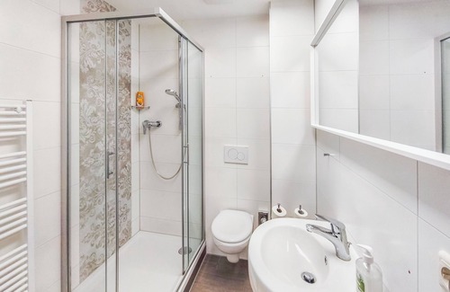 Mitte Apartment | Home 1 - Luxury apartment, near trade fair, in the center of Nuremberg with balcony & parking space