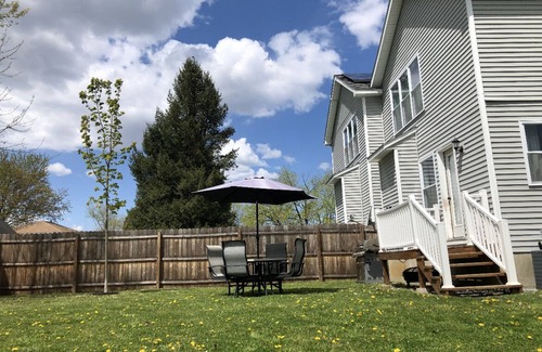 Troy House | Home away from home! Entire townhome- large backyard. Close to many colleges.