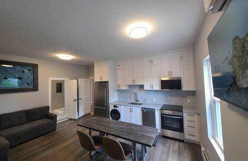 Orillia Apartment | Home away from home in Orillia